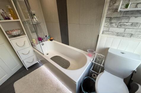BATHROOM &amp; WC