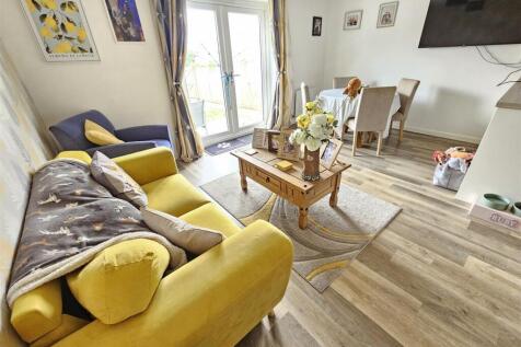 Living Area.jpg
