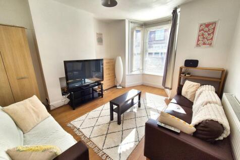 3-bed house on 11 Rosedale Road, Ecclesall , £429/mo