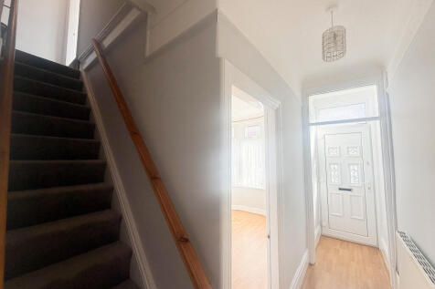 10 Crosfield Road, Wirral photo 3