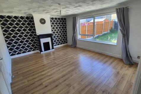 Fritton Court, Haverhill, Suffolk, CB9 photo 3