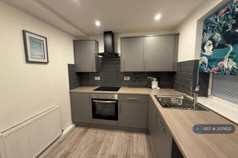 Whitegate Drive, Blackpool, FY3 photo 3