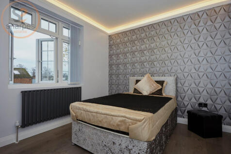 Room 1, Rose Avenue, Mitcham, Greater London photo 3