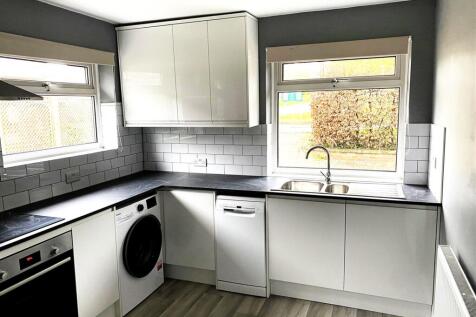 14 Church way - kit 2.JPG