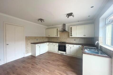 Kitchen.JPEG