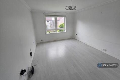 Living &amp; Dining Room 