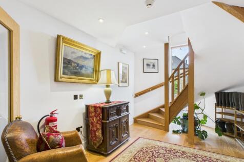 CAM03185G0-PR0119-STILL041