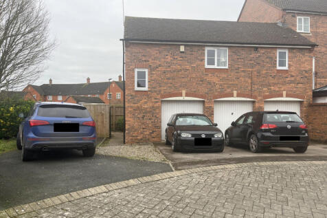 2 Bedroom Semi Detached For Rent