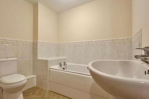 Bathroom.jpg