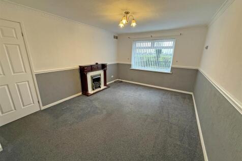 Living room a2.jpg