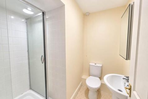 Charles Court, Northbourne Road, Eastbourne,  photo 4