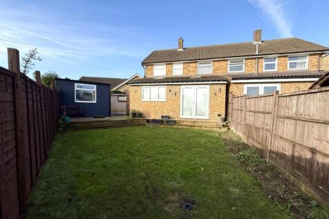 horsley crescent garden.jpg