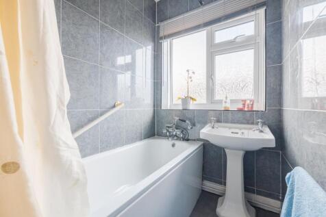 4 Bushell Close-6.jpg