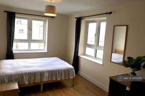 Bedroom With En-Suite 