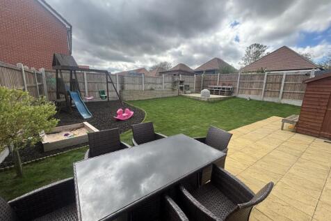 Back garden 2.jpg