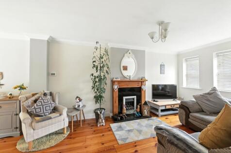 Living Room 01