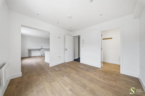 Canute Place, Knu...