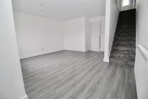 Open Plan Porch/Entrance Hallway/Lounge