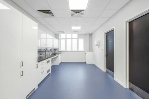 Office to rent Image 5