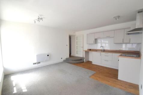 Shepherds Court, Cullompton photo 4