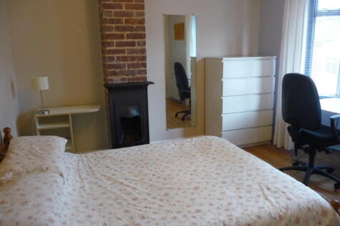 St Sidwells Avenue, Exeter photo 4