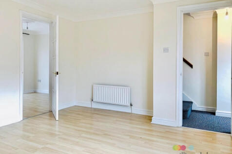 Bramble Court, Welton photo 4