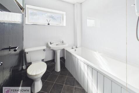 Auckland Drive, Smithswood, Birmingham, B36 photo 4