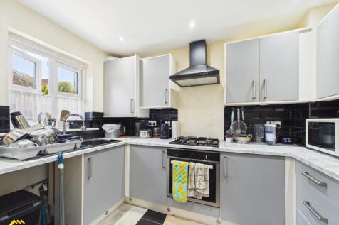 Fulwell Close, Banbury, OX16 photo 3