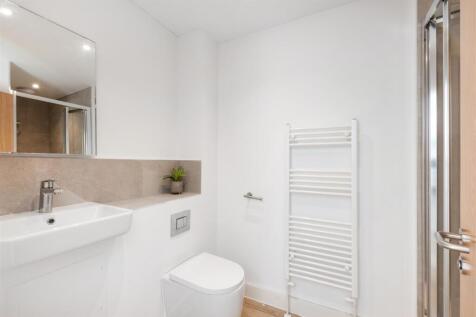 85 Hampton Lane-8.jpg