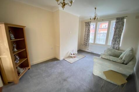 Living Room.jpg