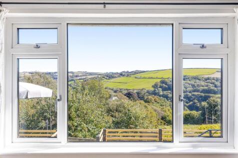 A16 - 13 Town Park, Loddiswell - 250922.jpg