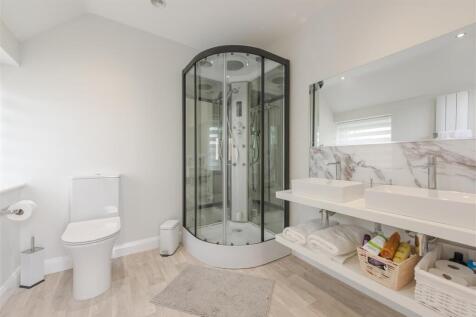 Serendipity, Station Road, Ibstock