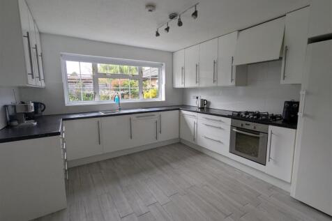 NEW KITCHEN.jpg