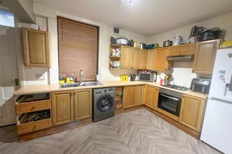 3 bed semi, Silsden