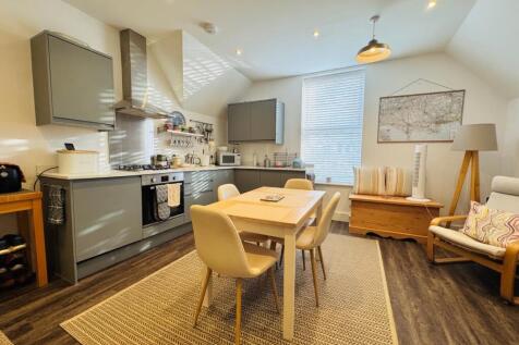 Lounge / kitchen