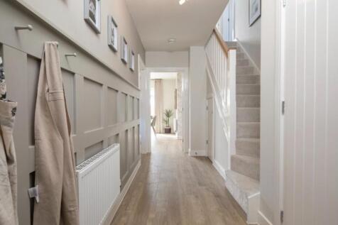 Dandara - The Acres - The Chawton, Home 272