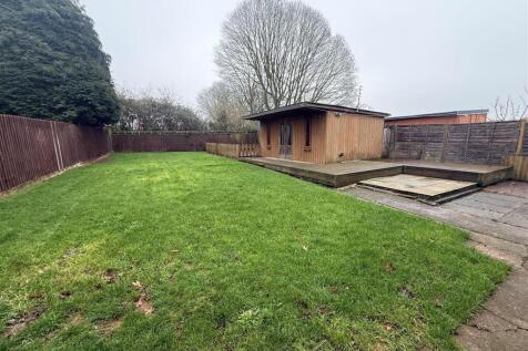 11 Ryder Way Garden.jpg