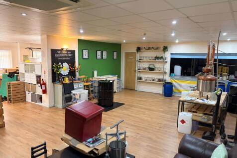 Office to rent Image 11