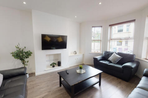 7-bed house on Egerton Road, Liverpool, £4,520/mo