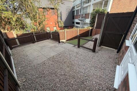 Little John Street, Brierley Hill, West Midlands, DY5  photo 3