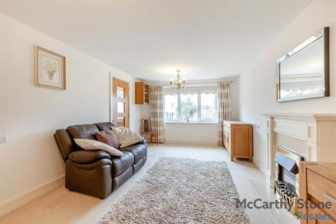 8679660-interior02.jpg