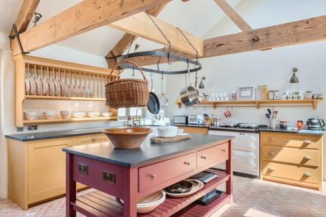 1298221-34-682df5...