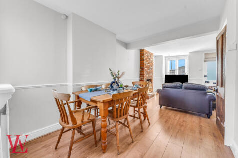 Living / Dining Room