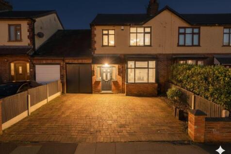 External Night - EweMove - 11a Normanby Road
