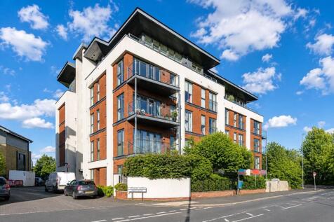 Woking, GU22 - property photo