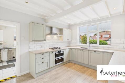 Breakfasting Kitchen