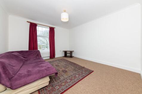 Kneesworth Street, Royston, SG8 photo 4