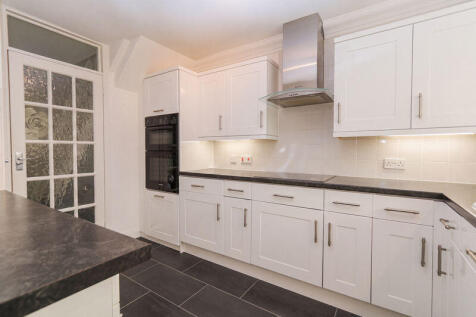 Kitchen pic 2