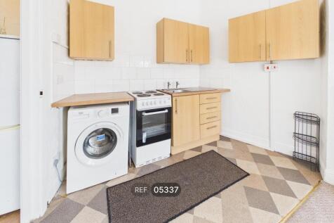 Kitchen/Living area