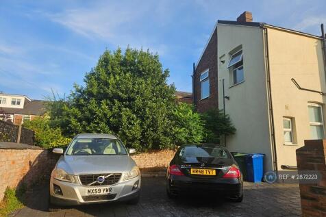 Exterior - Shared Private Driveway